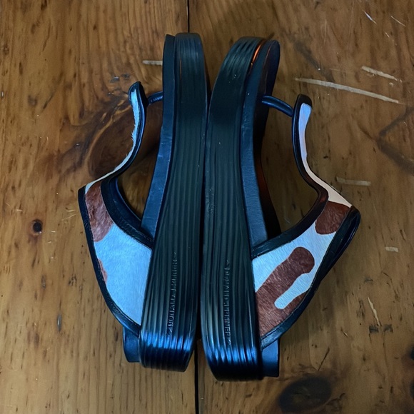 Donald J. Pliner Fawn Sandals size 6.5 - Picture 4 of 7